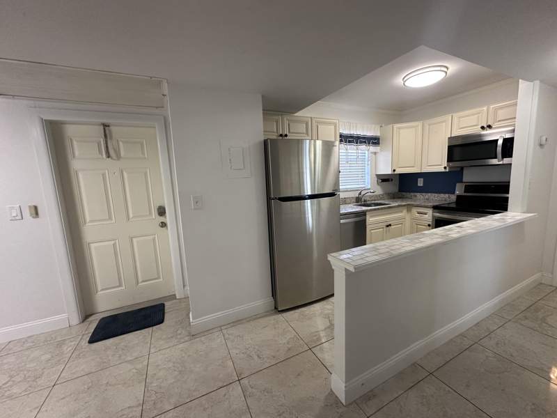 2 bedroom Condominium at 1810 New Palm Way #417, Seacrest Villas Condo, Boynton Beach — photo 3