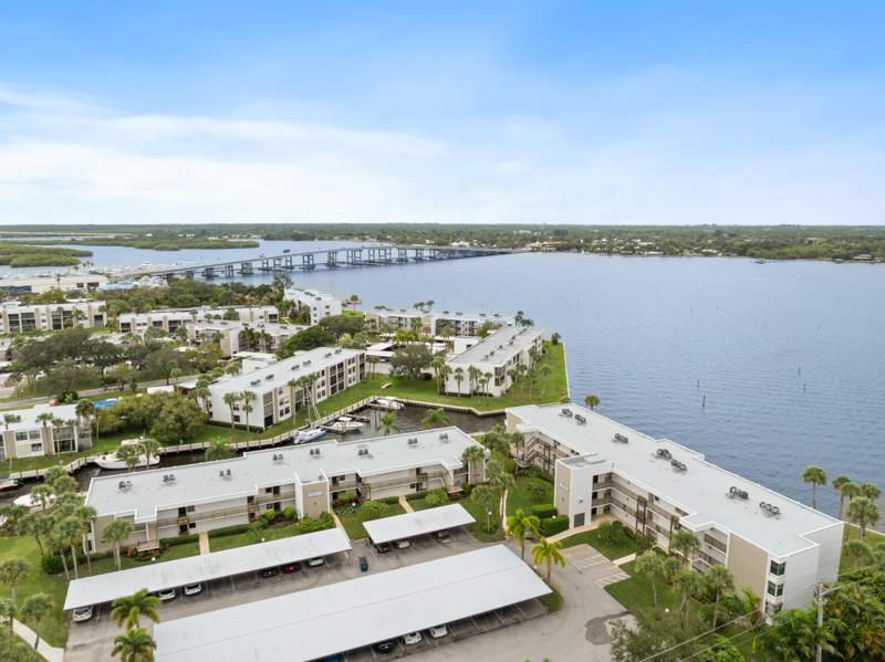 2 bedroom Condominium at 1950 SW Palm City Road #8-107, Circle Bay Yacht Club Condo, Stuart — photo 5