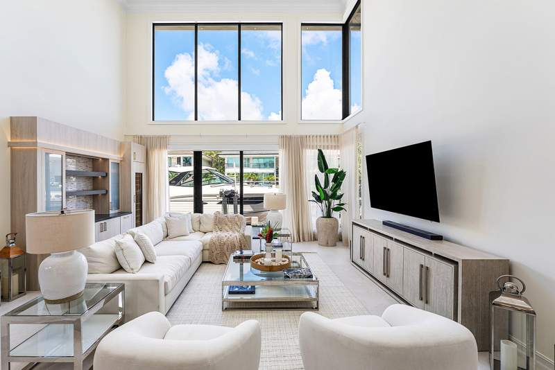 5 bedroom Single Family Residence at 662 Boca Marina Court, Boca Marina, Boca Raton — photo 4