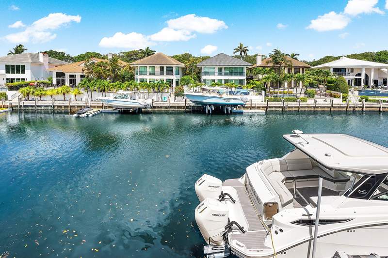5 bedroom Single Family Residence at 662 Boca Marina Court, Boca Marina, Boca Raton — photo 2