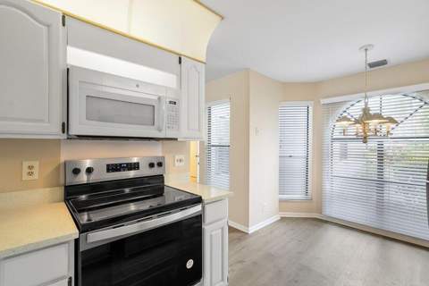 61 Edinburgh Drive, Palm Beach Gardens FL - photo 22 of 39