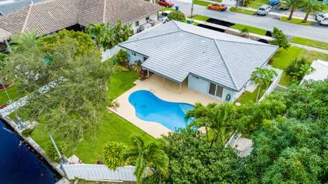 421 SE 5 Terrace, Pompano Beach FL - photo 6 of 52