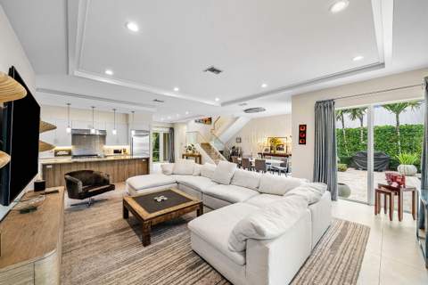 217 Gulfstream Boulevard, Boynton Beach FL - photo 17 of 56