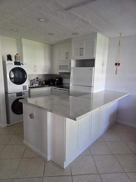 460 Horizons #111, Boynton Beach FL - photo 10 of 15