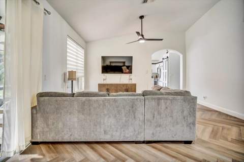 112 Cocoplum Circle, Royal Palm Beach FL - photo 10 of 36