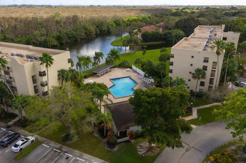 2 bedroom Condominium at 3100 NW 42nd Avenue #D404, Tradewinds D Condo, Coconut Creek — photo 1