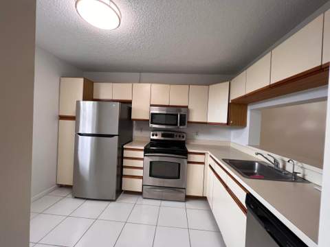 3100 NW 42nd Avenue #D404, Coconut Creek FL - photo 6 of 17