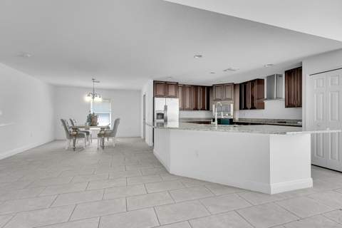 1265 SW Milan Lane, Port St. Lucie FL - photo 7 of 44