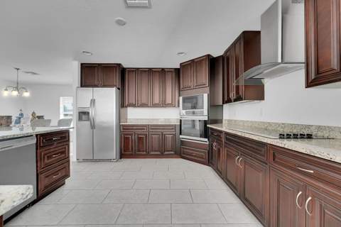 1265 SW Milan Lane, Port St. Lucie FL - photo 9 of 44
