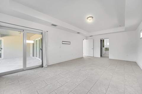 1265 SW Milan Lane, Port St. Lucie FL - photo 13 of 44
