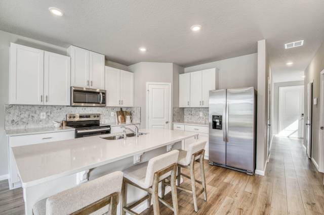 5735 SE Edgewater Circle, Stuart 34997 home for sale