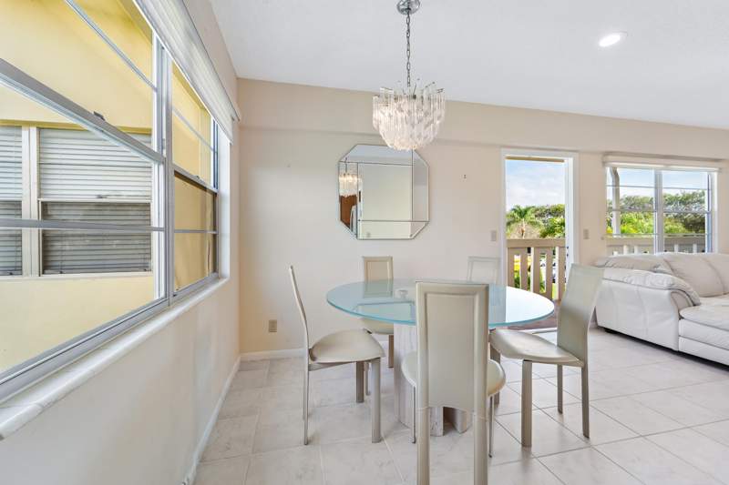 2 bedroom Condominium at 200 Dorset E, Century Village, Boca Raton — photo 4