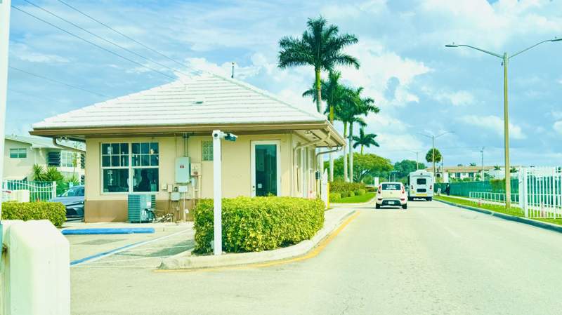 1 bedroom Condominium at 164 Kent #J, Kent Condos, West Palm Beach — photo 3