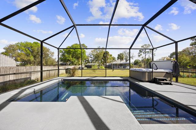 5458 Silver Oak Drive
