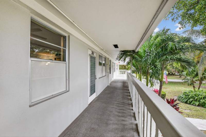 2 bedroom Condominium at 262 Ventnor R, VENTNOR R CONDO, Deerfield Beach — photo 2