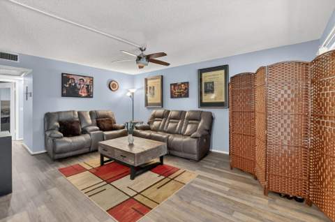 262 Ventnor R, Deerfield Beach FL - photo 6 of 57