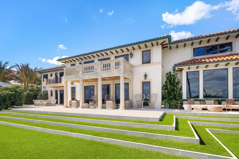 6 bedroom Single Family Residence at 680 S Ocean Boulevard, Palm Beach, Palm Beach — photo 4