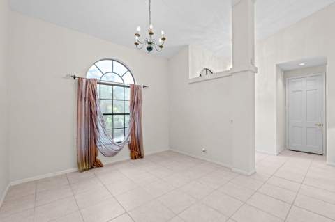 9055 Cypress Hollow Drive, Palm Beach Gardens FL - photo 6 of 55