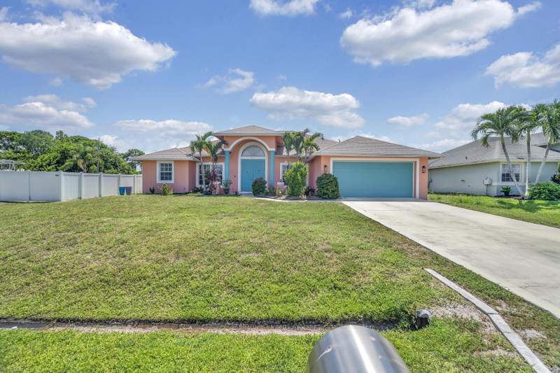 3 bedroom Single Family Residence at 3982 SW Kabane Street, PORT ST LUCIE SECTION 21, Port St. Lucie — photo 2