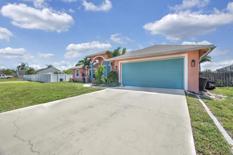 3 bedroom Single Family Residence at 3982 SW Kabane Street, PORT ST LUCIE SECTION 21, Port St. Lucie — photo 3