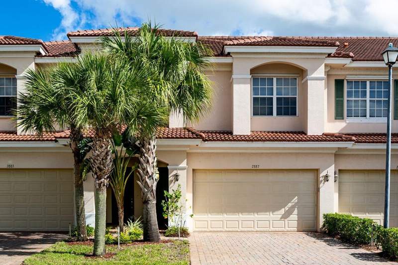 3 bedroom Townhouse at 2887 SW Cedar Dunes Drive, Third Replat Of Portofino Isles, Port St. Lucie — photo 3