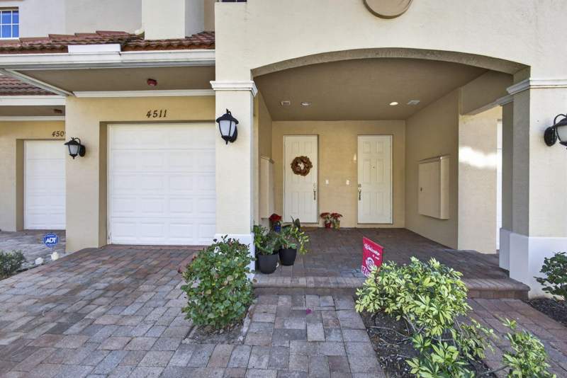 3 bedroom Townhouse at 4511 Artesa Way, Cielo Townhomes At Shops Of Donald Ross, Palm Beach Gardens — photo 4