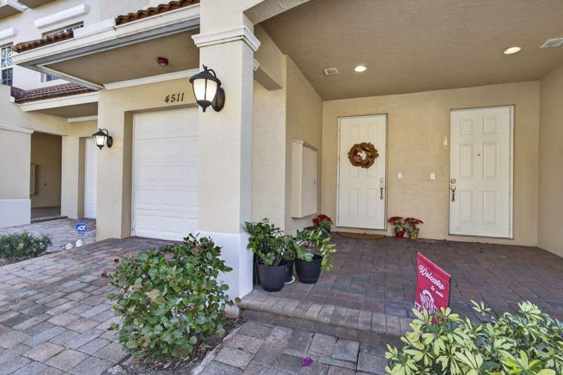 3 bedroom Townhouse at 4511 Artesa Way, Cielo Townhomes At Shops Of Donald Ross, Palm Beach Gardens — photo 5