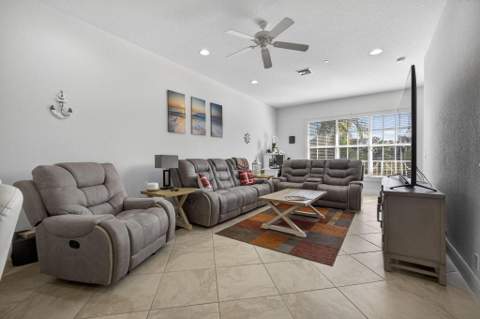 4511 Artesa Way, Palm Beach Gardens FL - photo 17 of 51
