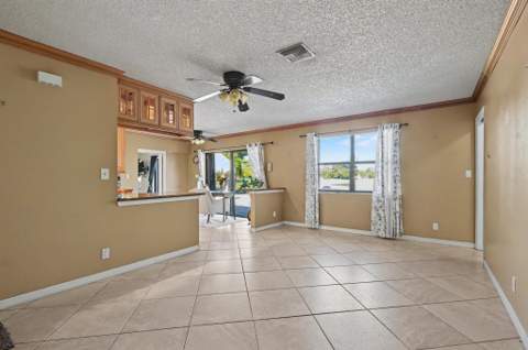 8231 NW 6th Court, Coral Springs FL - photo 7 of 27