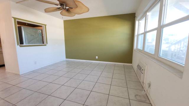 23 Kingswood B