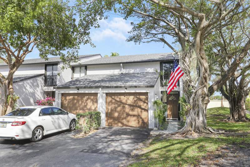 2 bedroom Townhouse at 4801 NW 2nd Avenue #101, Boca Pinar Condo, Boca Raton — photo 2