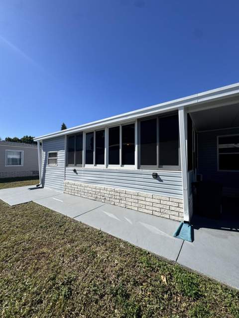 13953 Adelfa Avenue, Fort Pierce FL - photo 9 of 38