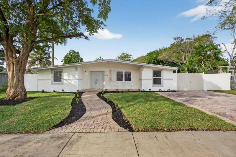 4 bedroom Single Family Residence at 5183 NE 15th Avenue, Pompano Beach Highlands, Pompano Beach — photo 1