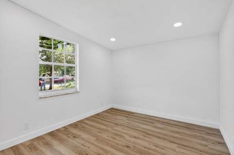 5183 NE 15th Avenue, Pompano Beach FL - photo 23 of 34