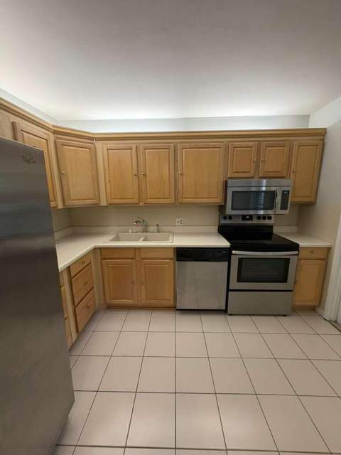 2601 S Course Drive #203, Pompano Beach FL - photo 12 of 33