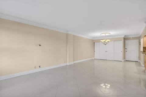 405 N Ocean Boulevard #208, Pompano Beach FL - photo 7 of 61