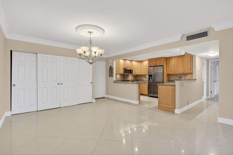 2 bedroom Condominium at 405 N Ocean Boulevard #208, Parliament House, Pompano Beach — photo 3