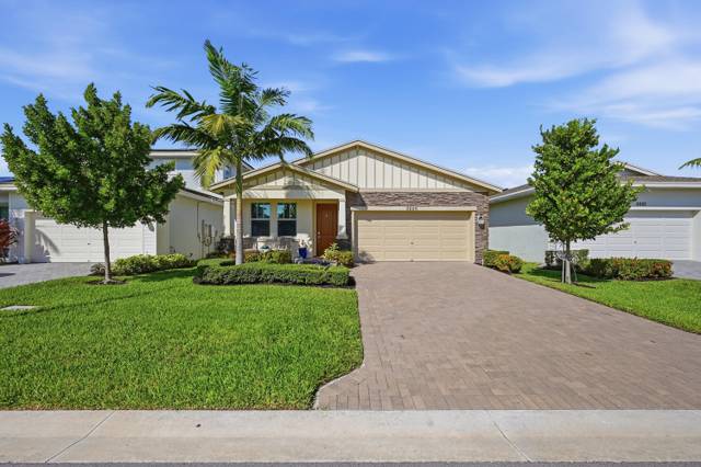 5689 Graceful Way