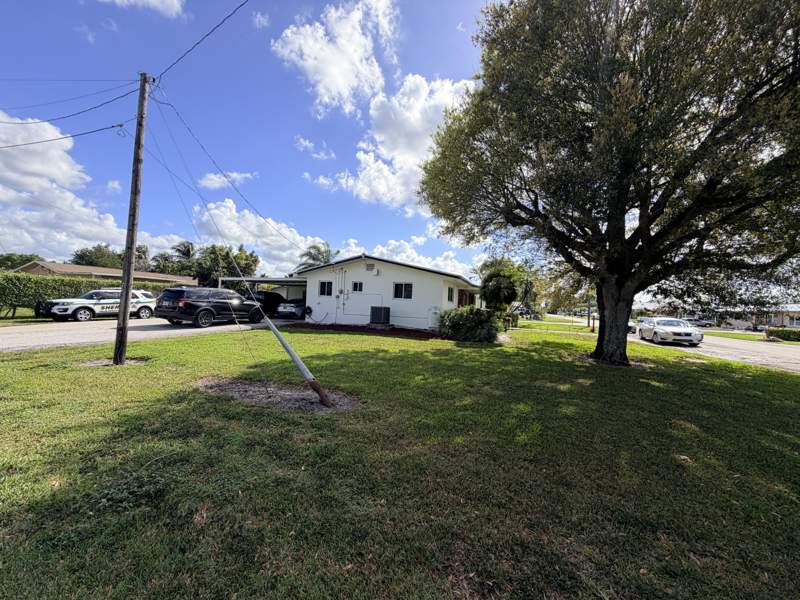 4 bedroom Single Family Residence at 955 NW 4th St Street, Northmoor Gardens Add B G In, Belle Glade — photo 5