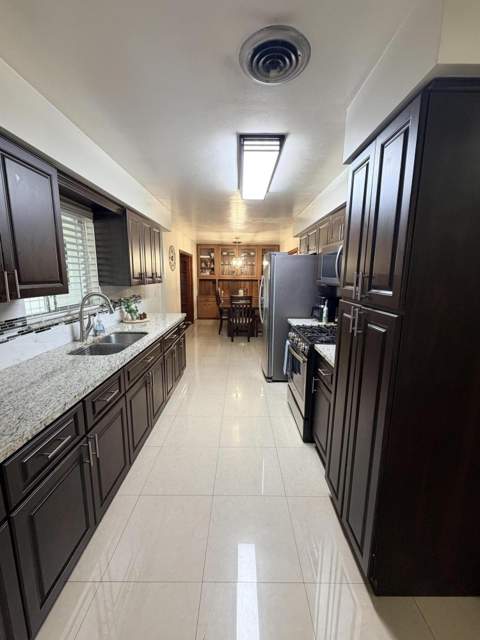 955 NW 4th St Street, Belle Glade FL - photo 12 of 56