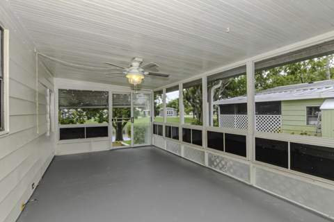 8203 Cinnamon Lane, Port St. Lucie FL - photo 12 of 46