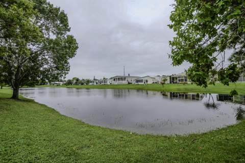 8203 Cinnamon Lane, Port St. Lucie FL - photo 24 of 46