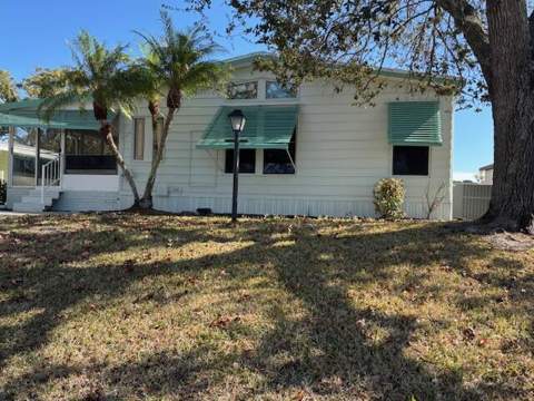 8203 Cinnamon Lane, Port St. Lucie FL - photo 23 of 46
