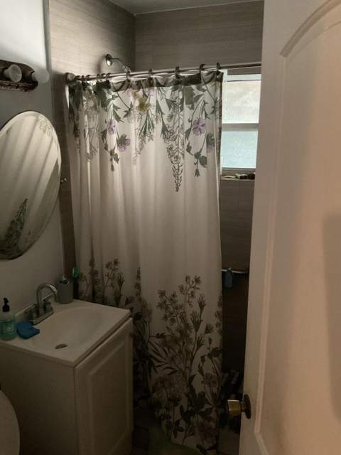 1433 NE 26th Court, Pompano Beach FL - photo 6 of 11