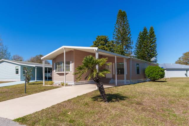 13998 Encantardo Circle