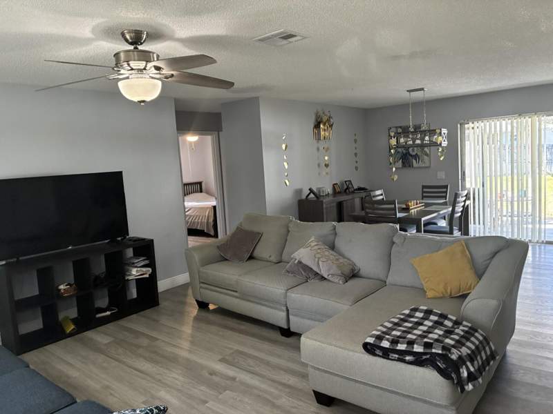 3 bedroom Single Family Residence at 2434 SE Sidonia Street, South Port St Lucie-Unit 05- Blk79 Lot 22 (Map 44/11S) (Or 4033-2263), Port St. Lucie — photo 3