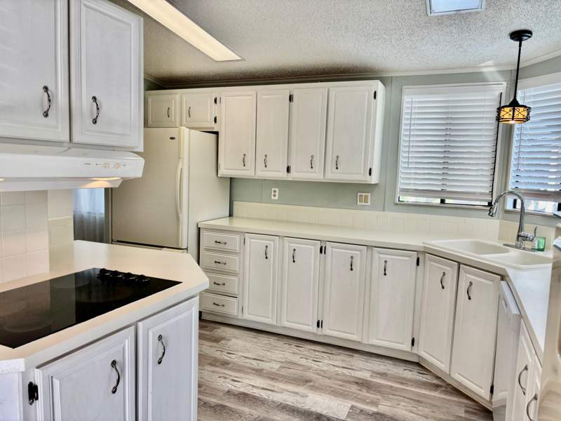 2 bedroom Manufactured Home at 8203 Cinnamon Lane, Savanna Club Plat I, Port St. Lucie — photo 4