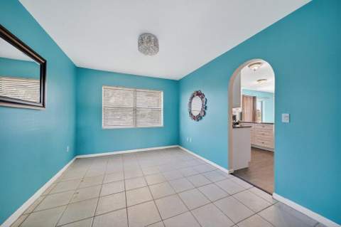 2097 SE Mantua Street, Port St. Lucie FL - photo 7 of 29