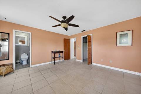 2097 SE Mantua Street, Port St. Lucie FL - photo 12 of 29