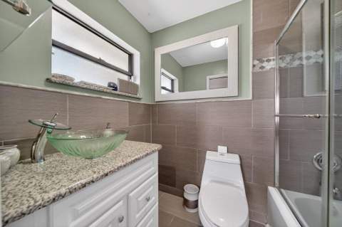 2097 SE Mantua Street, Port St. Lucie FL - photo 13 of 29